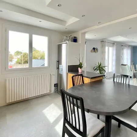 Maison Moderne Pour 6 Pers A 500m Du Centre - Terrasse, Wifi, Parking - - Fr-1-231-286