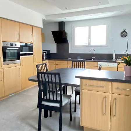 Semesterbostad Maison Moderne Pour 6 Pers A 500m Du Centre - Terrasse, Wifi, Parking - - Fr-1-231-286